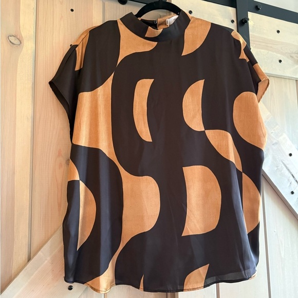 NWT Mango Silky Cap Sleeve Blouse - Picture 1 of 5